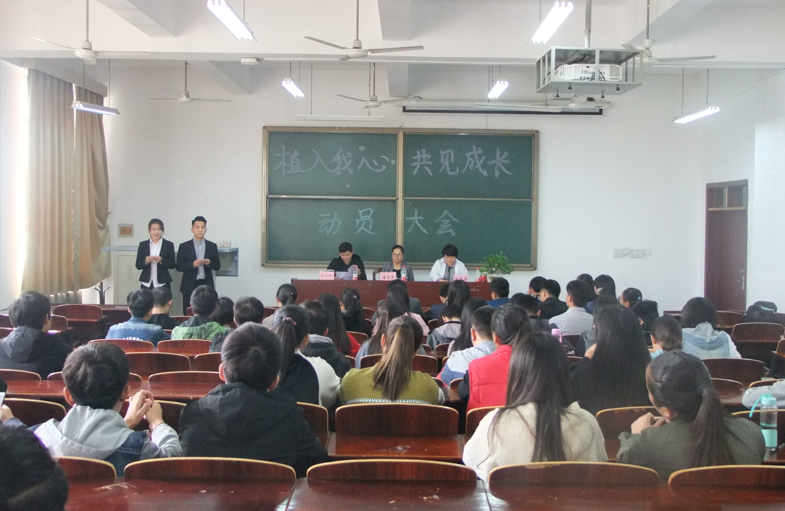 QQ截图20171017084328.png QQ截图20171017084328.png