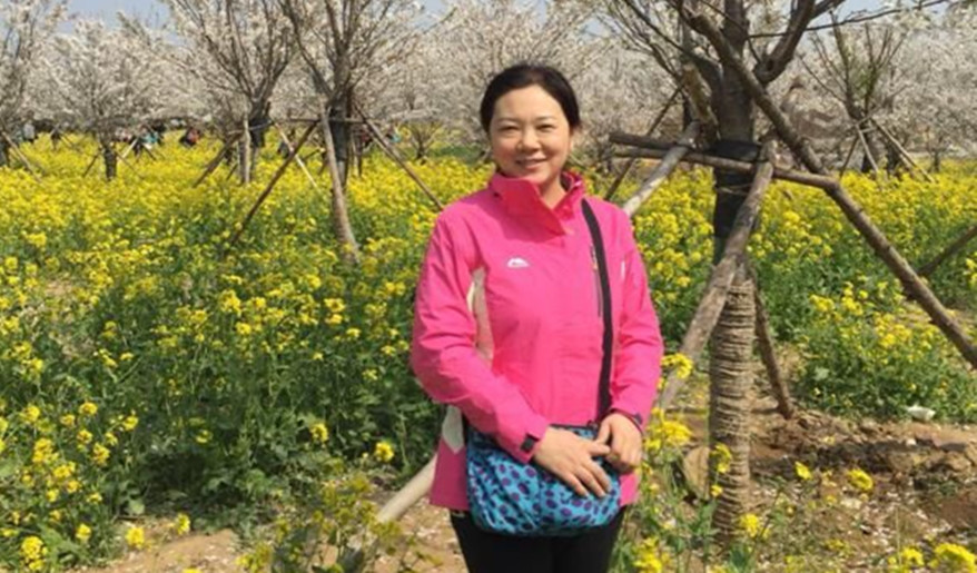 服务之星--吴岩_副本1.jpg 服务之星--吴岩_副本1.jpg